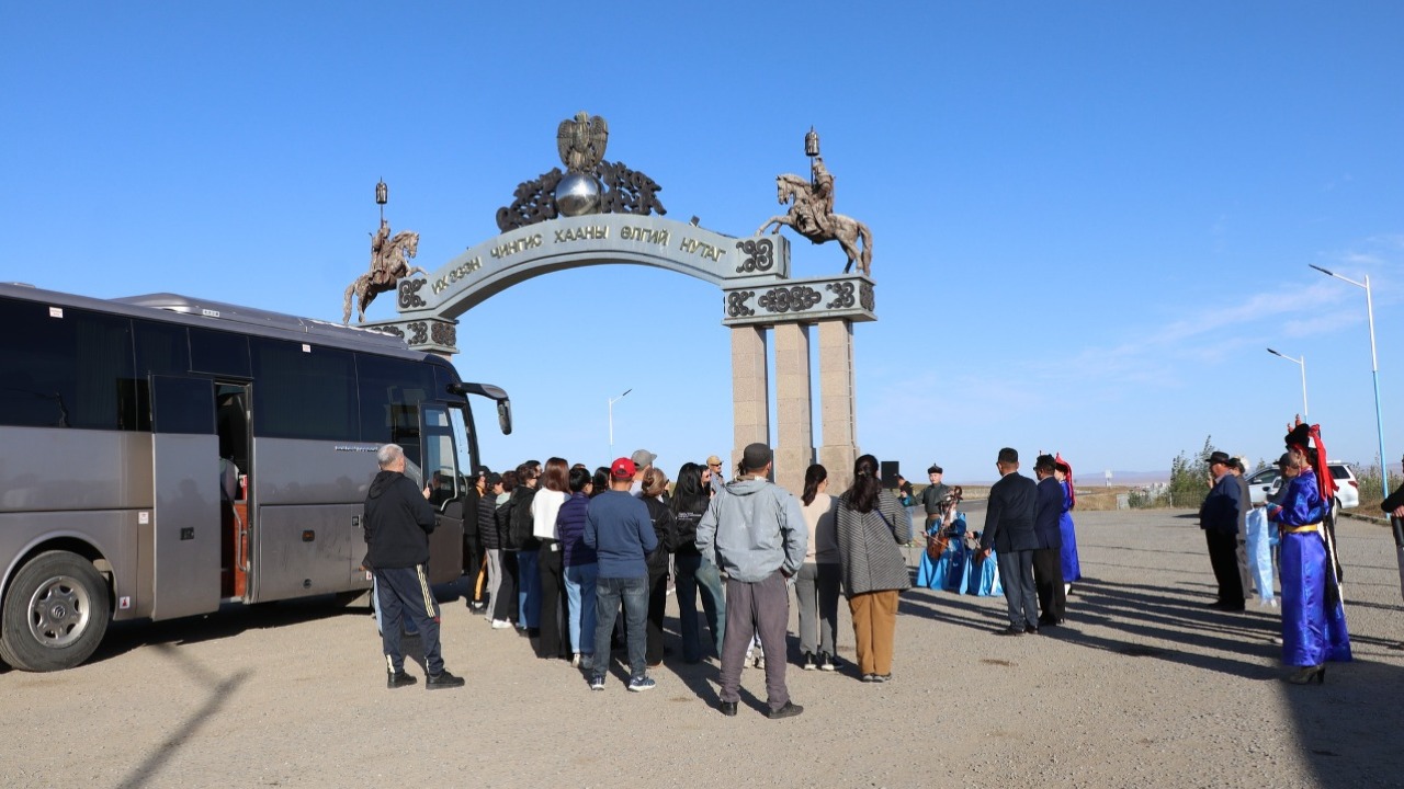 The Buryat State Academic Theatre presented its drama “Khalkh Gol Oath” for one night only