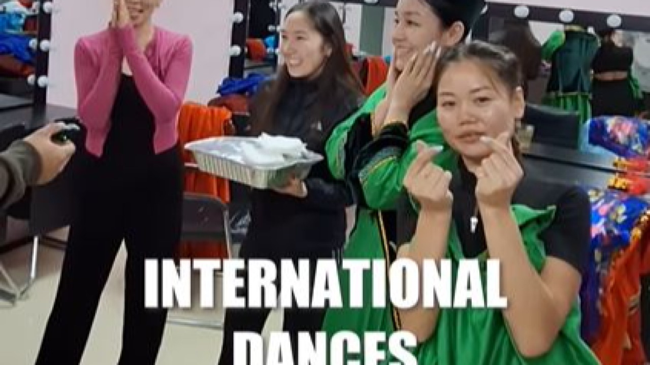 During the rehearsals for the upcoming INTERNATIONAL DANCES performance on December 6 at 19:00, a surprise gift was presented to the dancers.