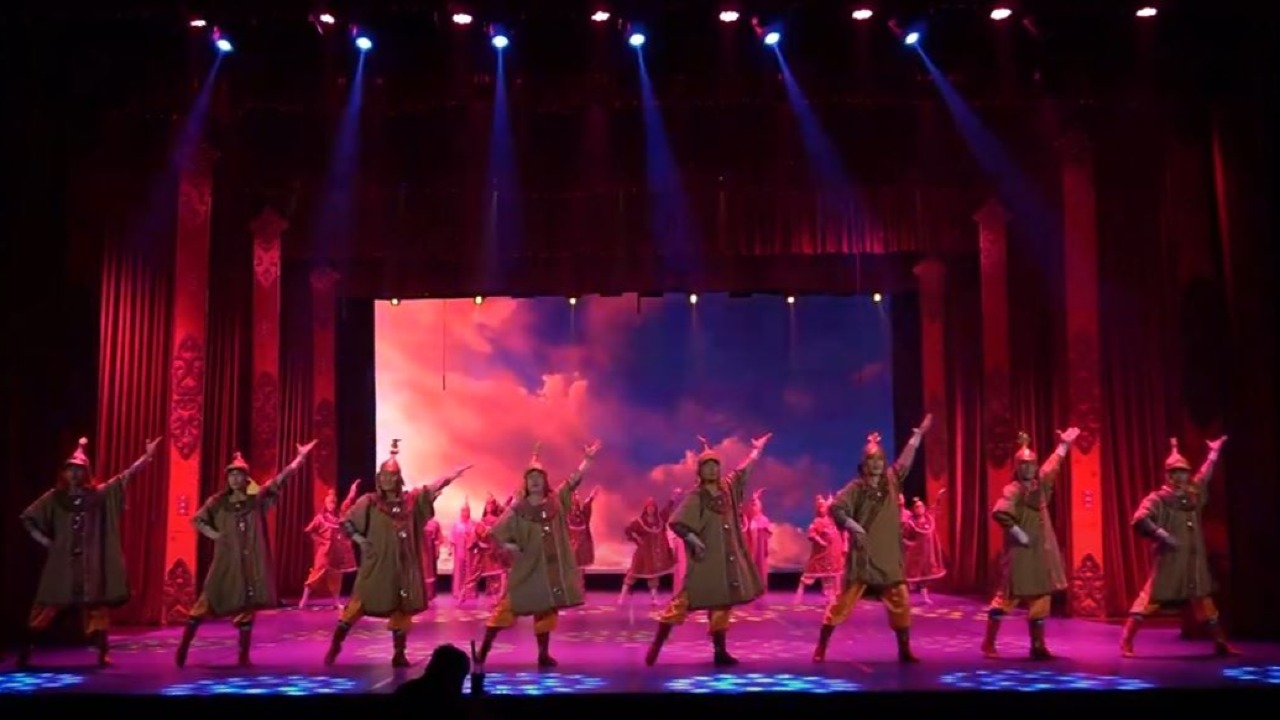 The "My Exquisite Dance" performance